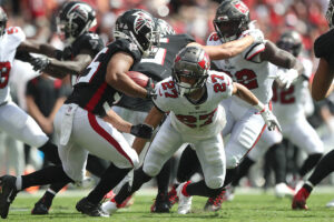 Bucs Cb Zyon Mccollum And Falcons Kr-Pr Avery Williams