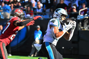 Bucs Cb Zyon Mccollum And Panthers Te Tommy Tremble