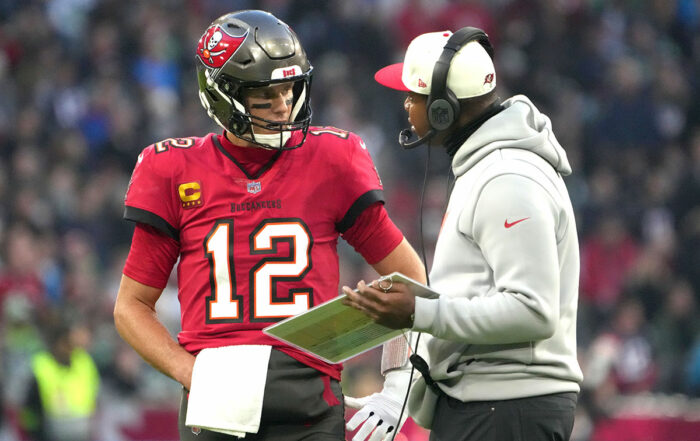 Bucs Qb Tom Brady And Oc Byron Leftwich