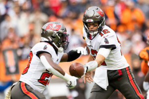 Week 12 Snap Count Analysis: Bucs Vs. Browns 3 Bucs Rb Rachaad White And Qb Tom Brady