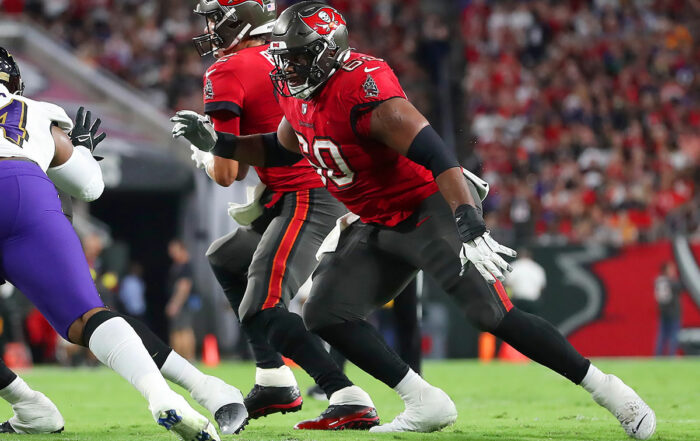 Bucs Lg Nick Leverett