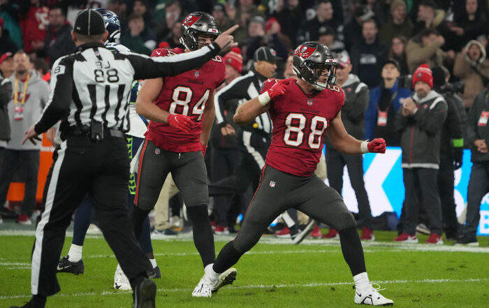 Bucs Te Cade Otton