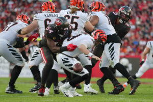 Sr'S Fab 5: Brady’s Return In 2023 Tops Bucs’ Wish List 12 Bucs Lb Lavonte David And Bengals Qb Joe Burrow