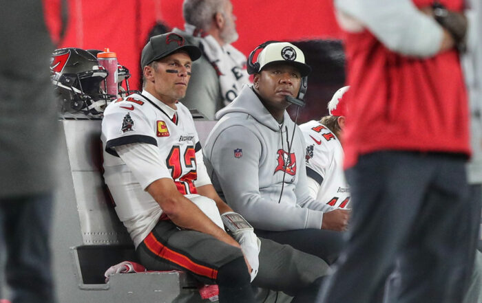 Bucs Qb Tom Brady And Oc Byron Leftwich