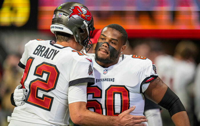 Bucs Qb Tom Brady And Ol Nick Leverett