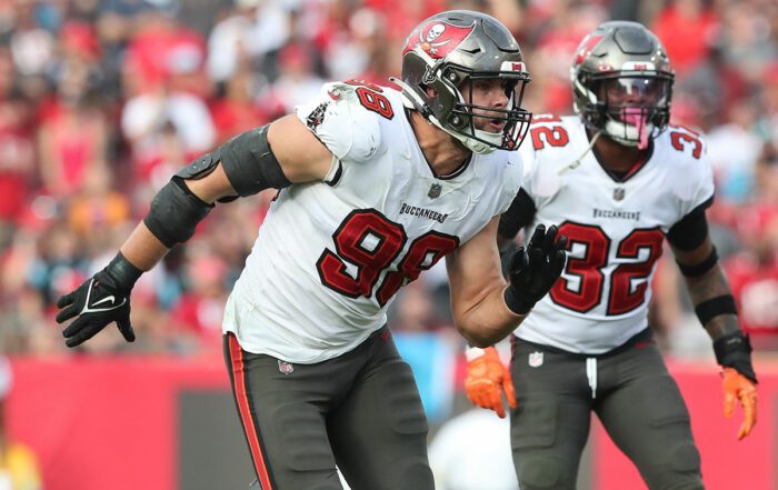 Bucs Olb Anthony Nelson