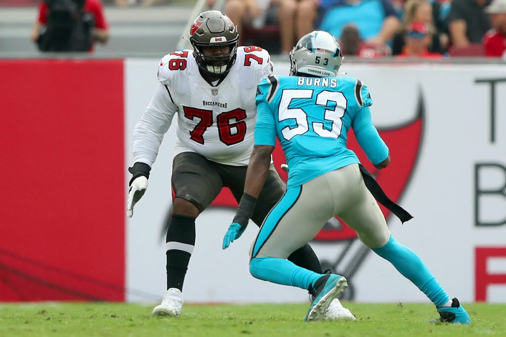Bucs Lt Donovan Smith And Panthers Olb Brian Burns
