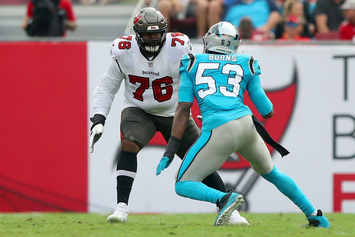 Bucs Lt Donovan Smith And Panthers Olb Brian Burns