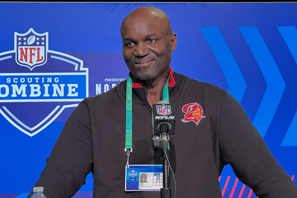 Bucs Head Coach Todd Bowles