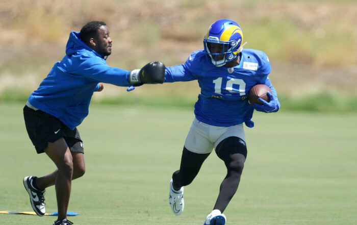 Rams Assistant Head Coach/Tes Coach Thomas Brown