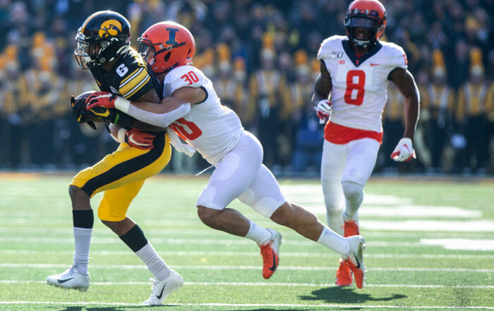Illinois S Sydney Brown