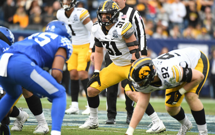 Iowa Lb Jack Campbell Bucs