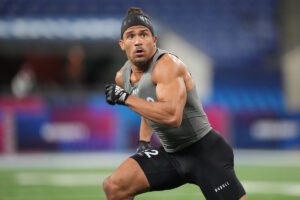 Bucs Draft 2023 Preview + Bucs Best Bets: S 4 Illinois S Sydney Brown