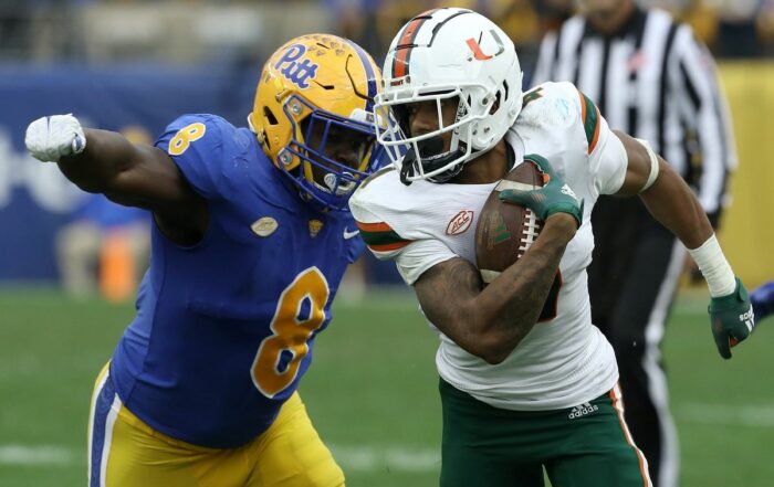 Pitt Dt Calijah Kancey Bucs