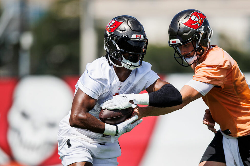 Bucs Rb Rachaad White And Qb Kyle Trask