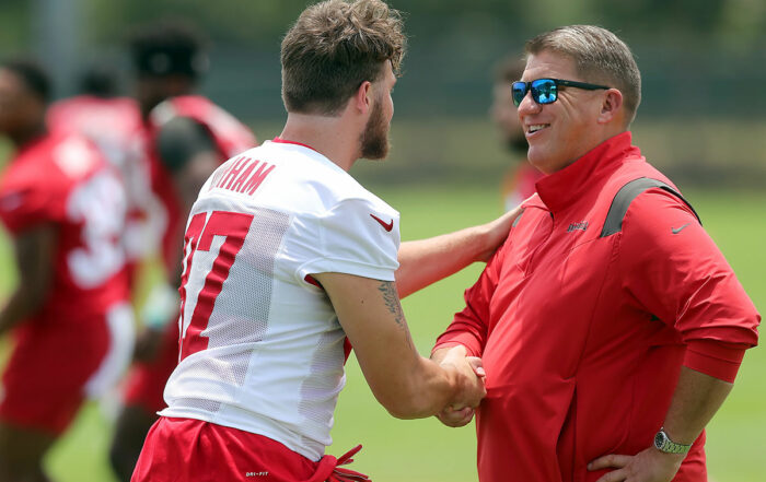 Bucs Te Payne Durham And Gm Jason Licht