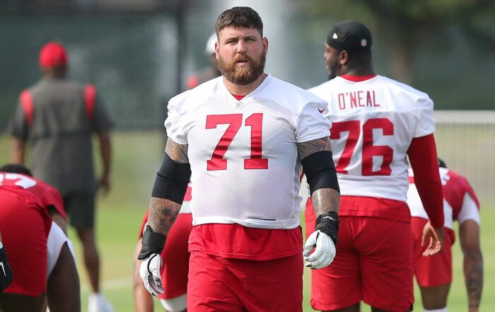 Bucs Lg Matt Feiler