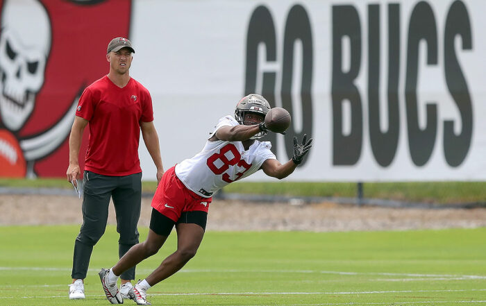 Bucs Wr Coach Brad Idzik