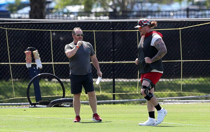 Bucs C Ryan Jensen Bobby Slater