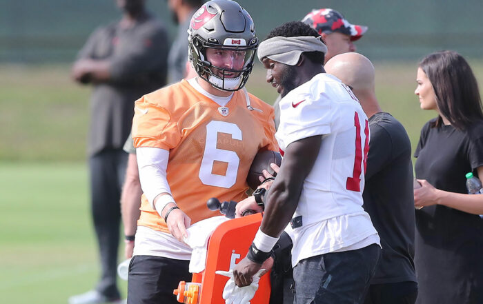 Bucs Qb Baker Mayfield Wr Chris Godwin