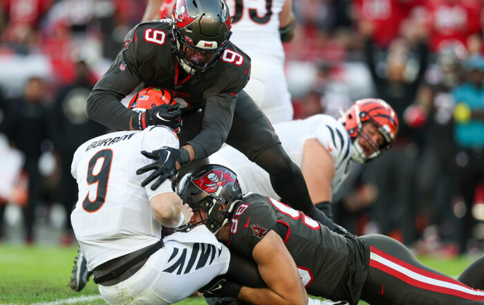 Bucs Olb Joe Tryon-Shoyinka And Anthony Nelson And Bengals Qb Joe Burrow