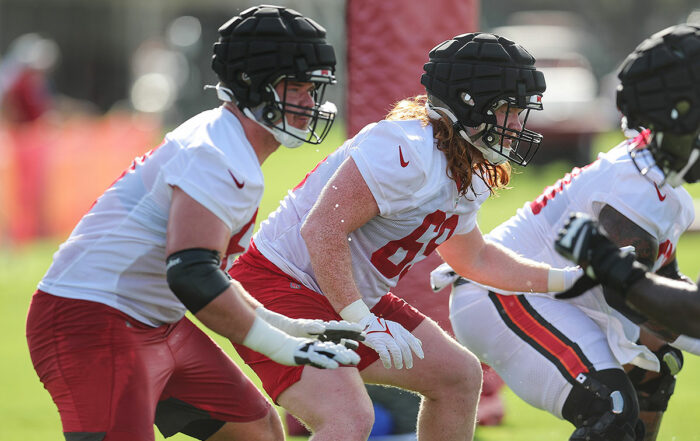 Bucs Rt Luke Goedeke And Rg Cody Mauch