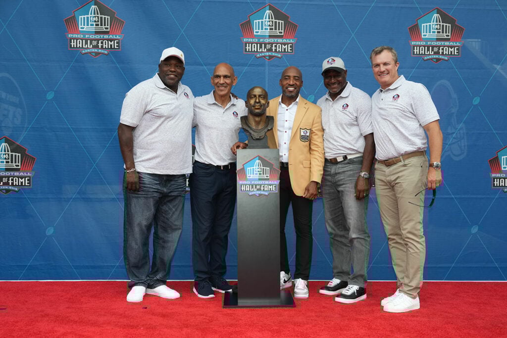 Simeon Rice'S 2026 Hall Of Fame Candidacy Reaches Next Level 4 Bucs Hall Of Fame Cb Ronde Barber And Hall Of Famers Warren Sapp, Tony Dungy, Derrick Brooks And John Lynch