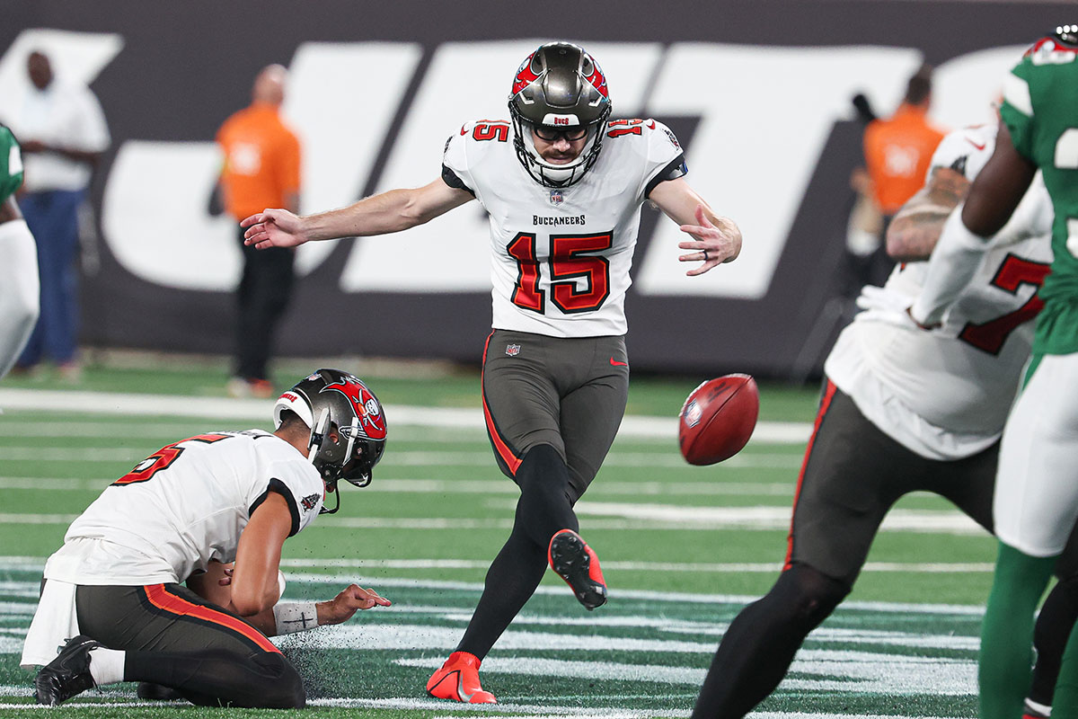 Bucs Waive Kicker