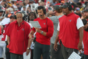 Dave Canales Will Make Sure Bucs Have A Better Run Game 5 Bucs Oc Dave Canales With Tom Moore And Harold Goodwin