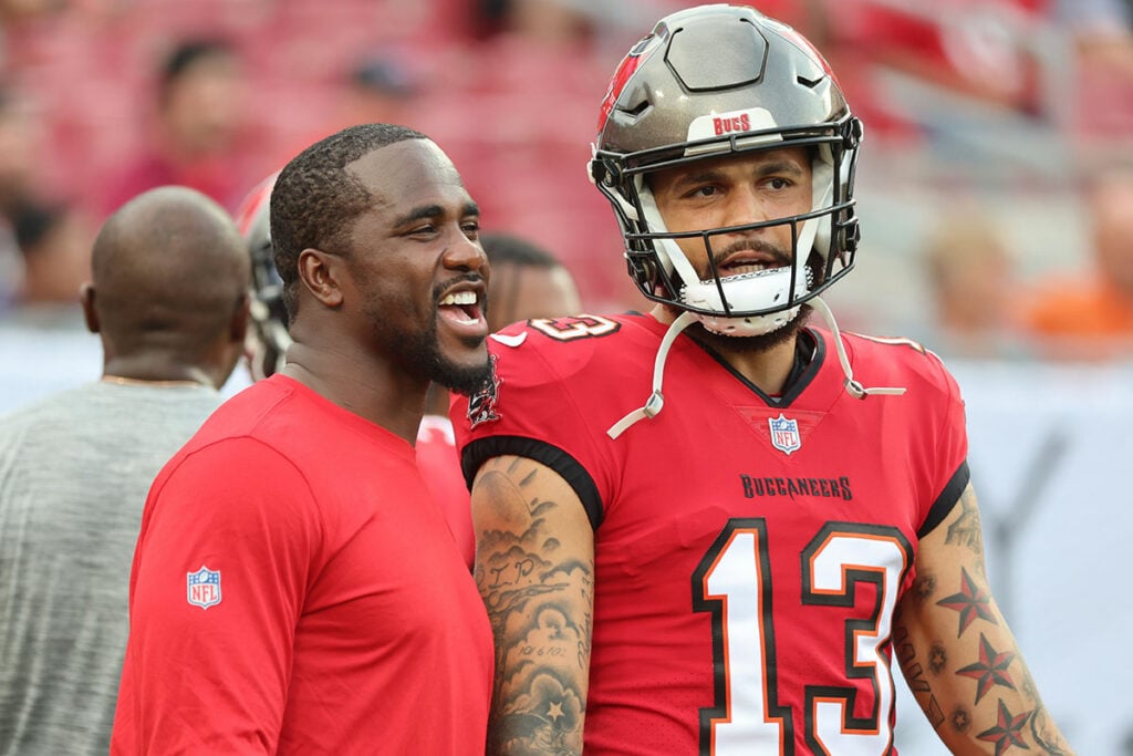 Bucs Ilb Lavonte David And Wr Mike Evans