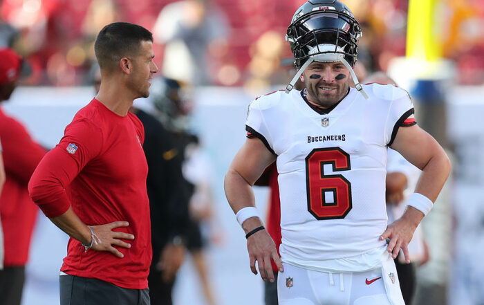 Bucs Oc Dave Canales And Qb Baker Mayfield