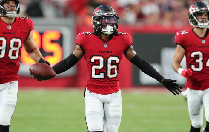 Bucs S Kaevon Merriweather