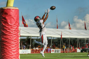 Bucs' Wr Competition Remains &Amp;Quot;Wide-Open&Amp;Quot; 2 Bucs Wr Deven Thompkins