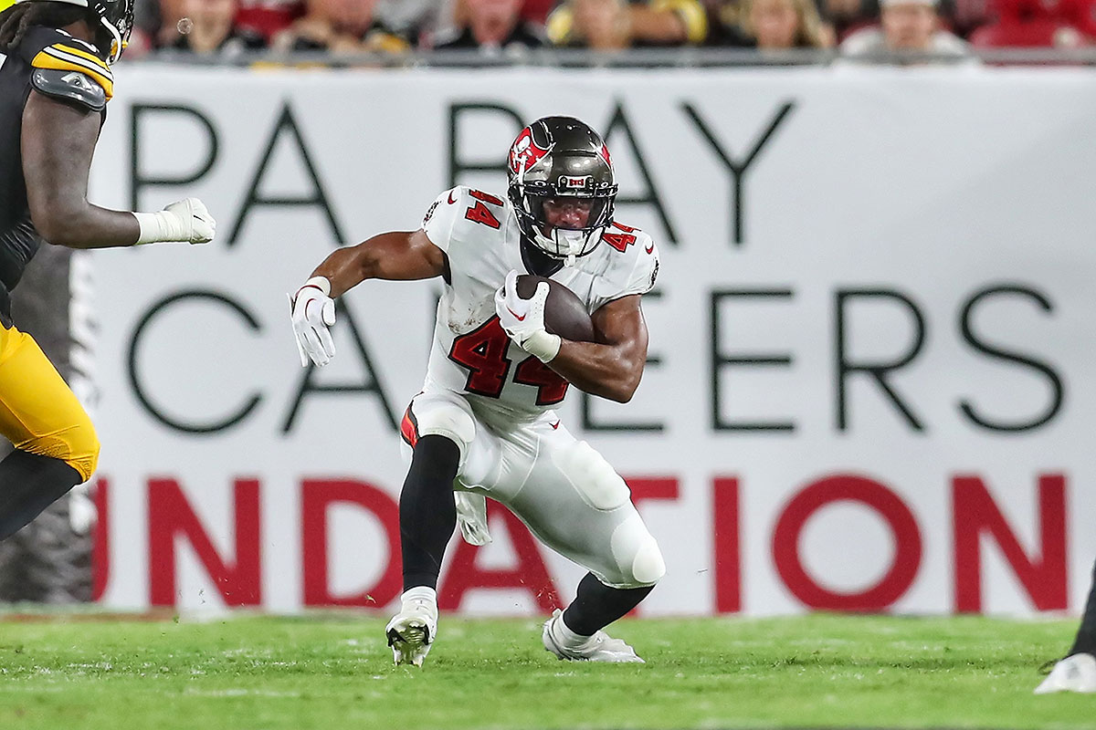 Bucs Rb Sean Tucker Buccaneer