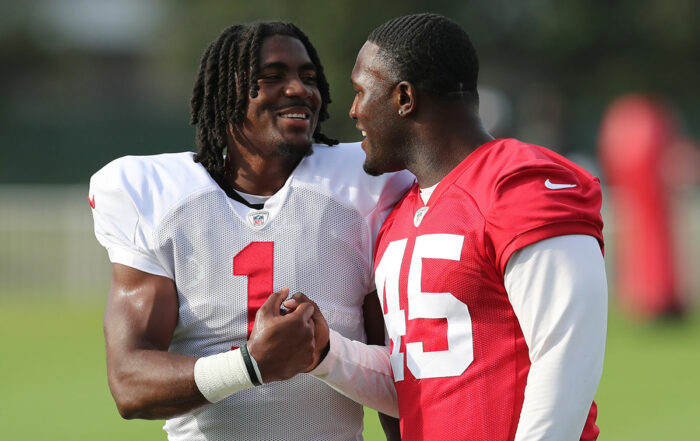Bucs Rb Rachaad White And Ilb Devin White - Photo By: Cliff Welch/Pr