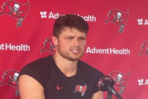 Bucs Te Cade Otton