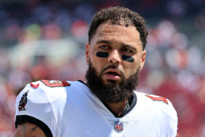 What If Mike Evans Didn’t Get 1,000 Yards This Season? 4 Bucs Wr Mike Evans