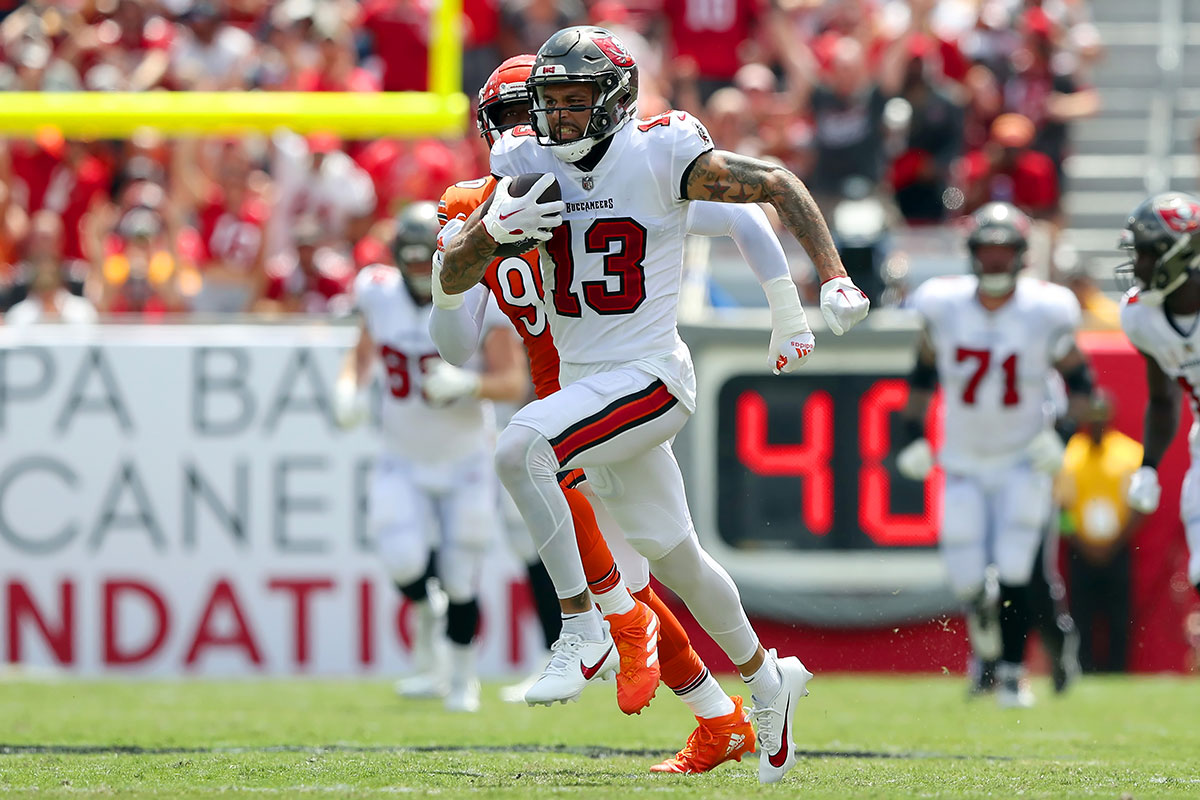 Mike Evans' Projected 202425 Salary Cap Hits Pewter Report