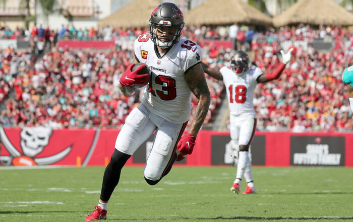 Evans Mike Bucs Dolphins Almost Score