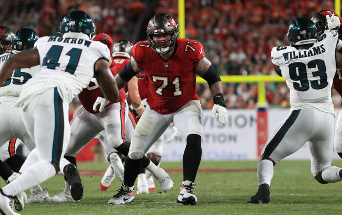 Bucs Lg Matt Feiler