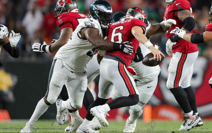 Eagles Dt Fletcher Cox And Bucs Qb Baker Mayfield