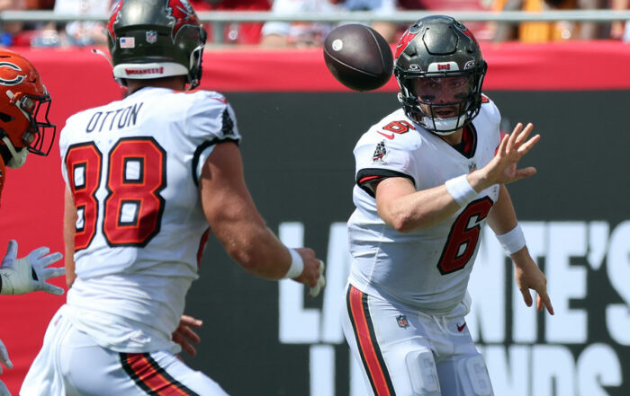 Bucs Qb Baker Mayfield And Te Cade Otton