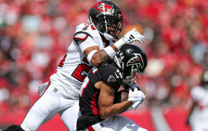 Bucs Cb Carlton Davis Iii And Falcons Wr Scotty Miller