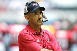 Tony Dungy Appreciates Todd Bowles' Coaching Style 3 Former Bucs Hc Tony Dungy