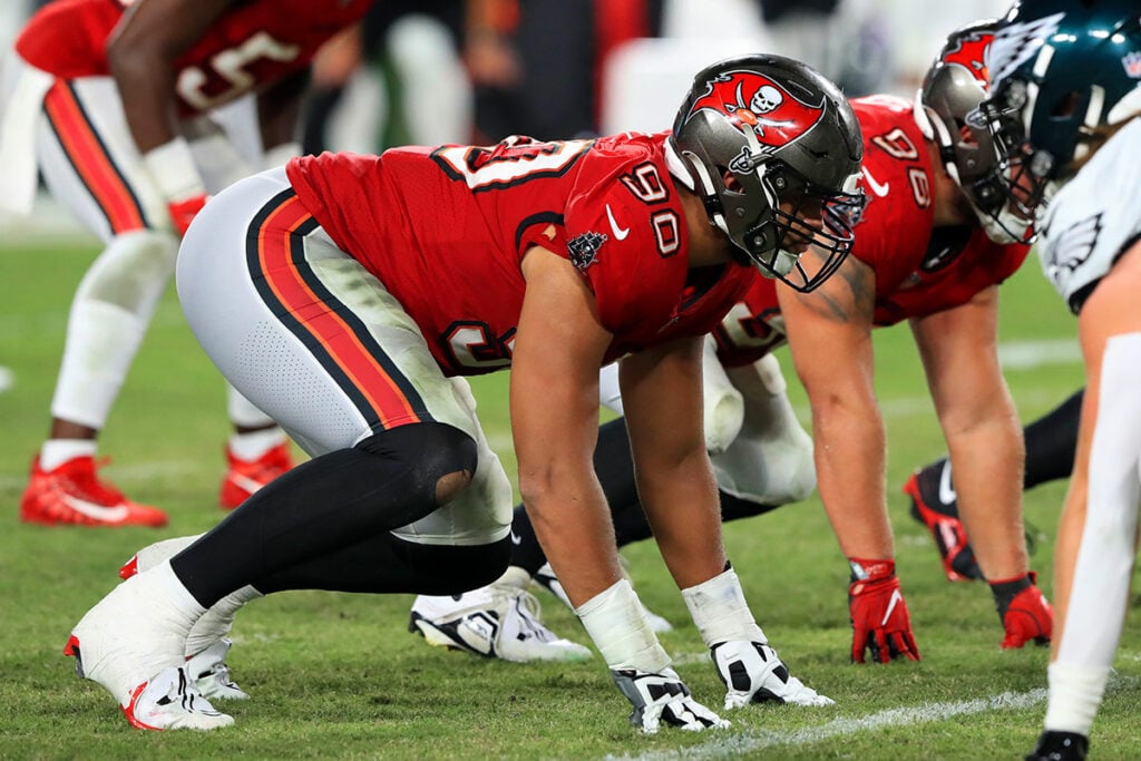 Bucs DL Suffers ANOTHER Injury Prior To Game