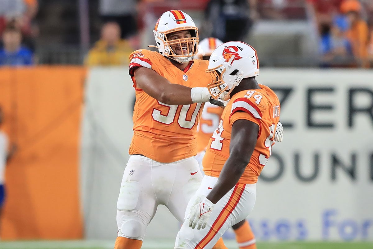 Bucs Dts Logan Hall And Calijah Kancey