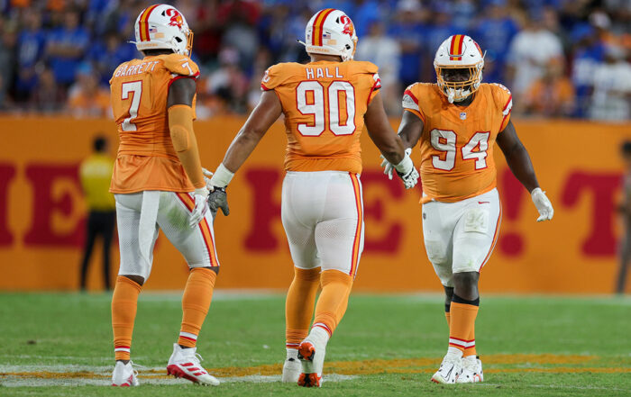 Bucs Dts Calijah Kancey And Logan Hall And Olb Shaq Barrett