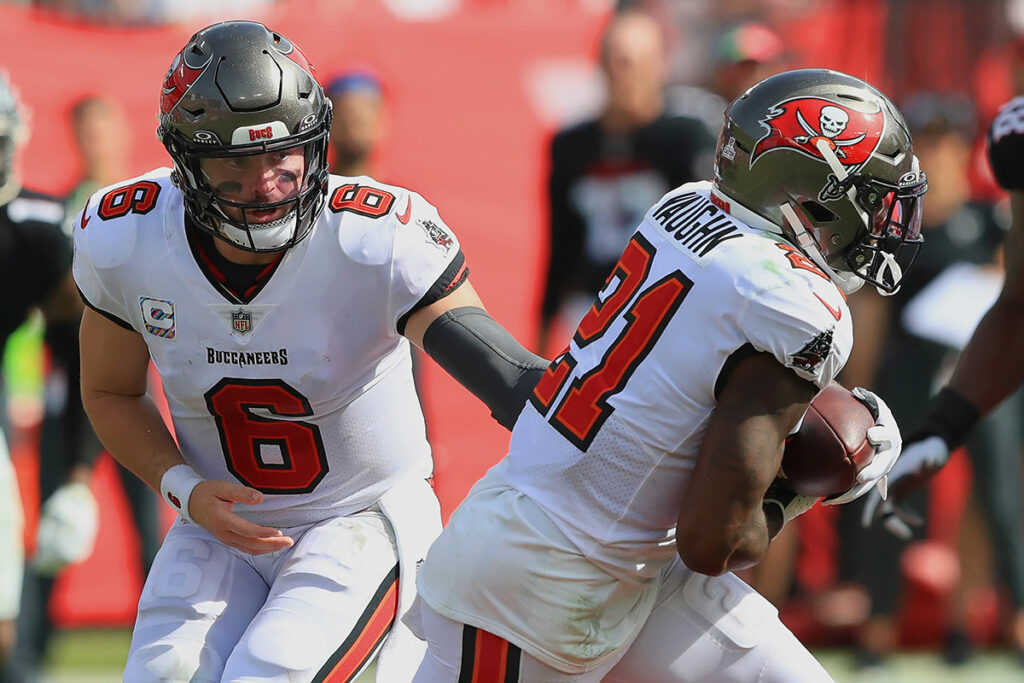 Bucs Qb Baker Mayfield And Rb Ke'Shawn Vaughn