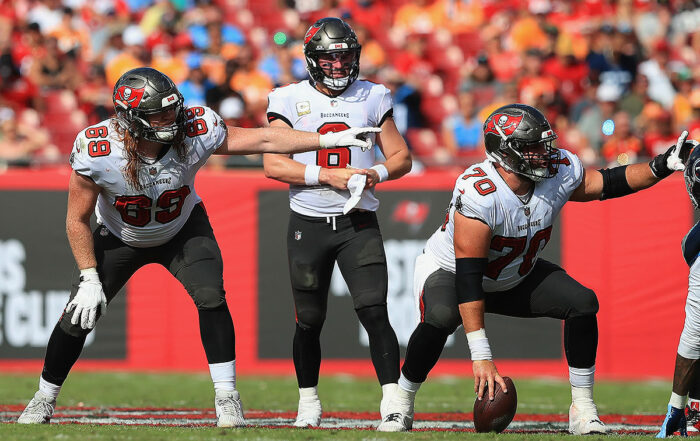 Bucs Qb Baker Mayfield, Rg Cody Mauch And C Robert Hainsey