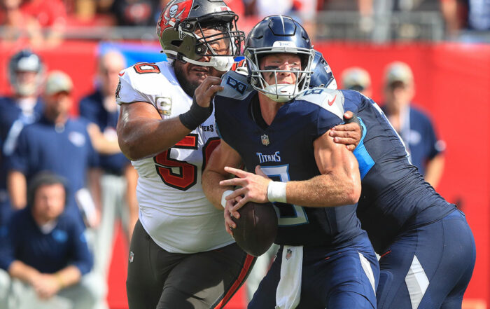 Bucs Dt Vita Vea And Titans Qb Will Levis